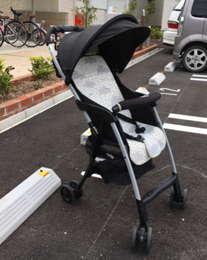 アップリカ B型ベビーカー 人気