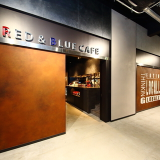 東北一のパンケーキを提供！RED&BLUE CAFEでアルバイトの画像
