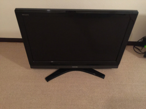 譲渡先決定しました。テレビ32インチ   今週末幡ヶ谷周辺まで引き取りに来れる方