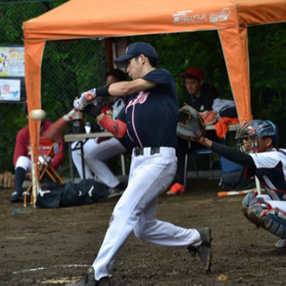 草野球チームを探しています。
