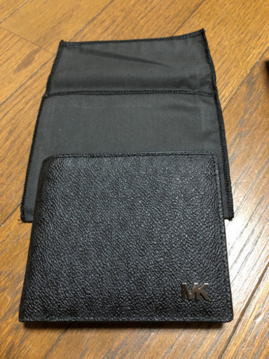 値下、新品‼️   MICHAEL  KORS  財布