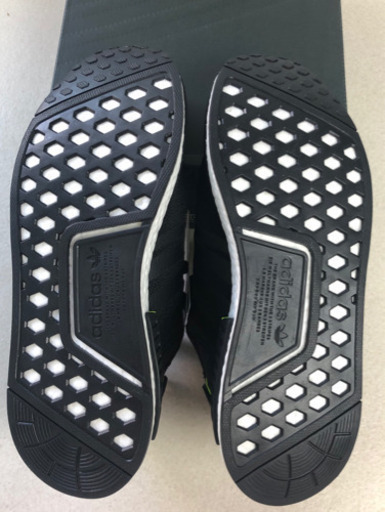 ☆定価以下 アディダス NMD R1 28☆