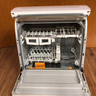 ★綺麗★2015年製 Panasonic 食器洗い乾燥機 パナソニック エコナビ搭載 ECONAVI NP-TR8-W 80度すすぎ （641）AKARIの画像