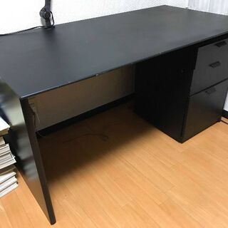 事務机・学習机　★引き出し付【無料です！持っていって下さい！】