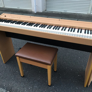電子ピアノ Roland