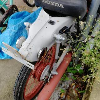  スーパーカブ72ccの画像