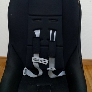 タカタ　チャイルドシート