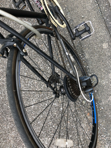 スポーツ自転車 (空気入れ付き)
