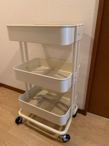 ikea 3段ワゴン