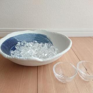 置物や食器としても、、、