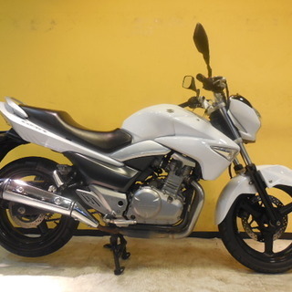 最終売り切り!  SUZUKI GSR250 白　 現状中古車！...