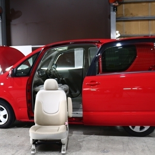 【車検２年付】  トヨタ ポルテ 1.3 130i メモリーナビ/バックモニター/ETC☆自社ローン・オートローン全国対応の画像