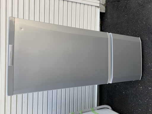 動作品　除菌清掃済　三菱 168L ラウンドカットデザイン 省エネ&静音!! 耐熱トップテーブル 冷蔵庫【MR-P17X-S】