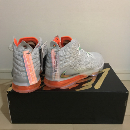 【即完売品】Nike レブロン 28.5cm 新品未使用