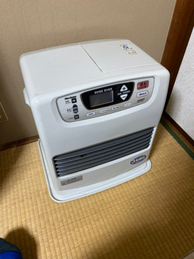 灯油たっぷり　ファンヒーター　値下げ