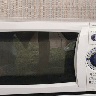 上面汚れあり 700Wの電子レンジ