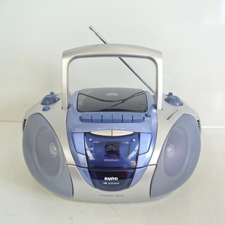 三洋のCDラジカセレコーダー 単一電池対応 ラジオ体操や防災に ...