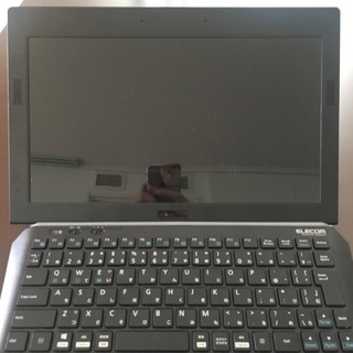 タブレット+外付けキーボード+外付けプレーヤ＋SDカードー