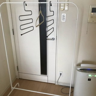 IKEAのハンガーラック