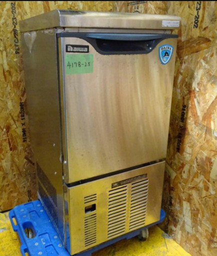 （4178-2.5）ダイワ製氷機 DRI-25LME 業務用 中古品 厨房機器 飲食店 店舗