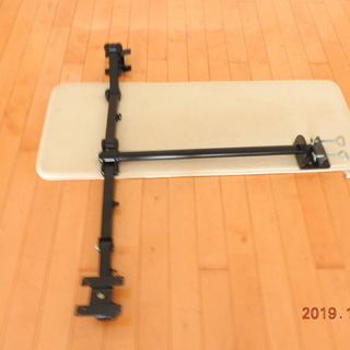 モニターアーム　2画面の画像