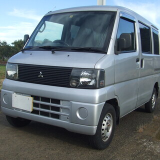 車検満タン　ミニキャブバン　銀　検３年１０月　１４６９００ｋｍ　パワステ　集中ロック　の画像
