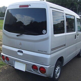 車検満タン　ミニキャブバン　銀　検３年１０月　１４６９００ｋｍ　パワステ　集中ロック　の画像