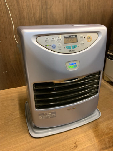 8☆ コロナ 石油ファンヒーター 2005年製 5.0L 動作良好！