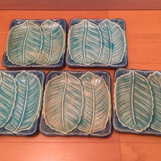 500円　昭和レトロ　葉っぱデザインの小皿　５枚セット