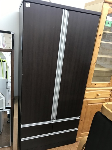 ニトリ 2枚扉ワードローブ