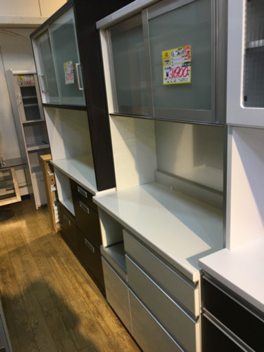 10/22 値下げ パモウナ  アーバンstyle 2面レンジボード 日本製　オートクローザー引き出し