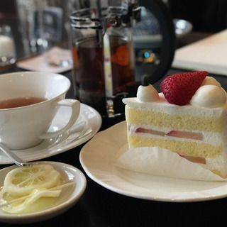 平日女性限定カフェ友達