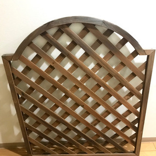 木製ラティスフェンス