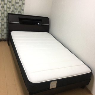 ほぼ新品 セミダブルベッド