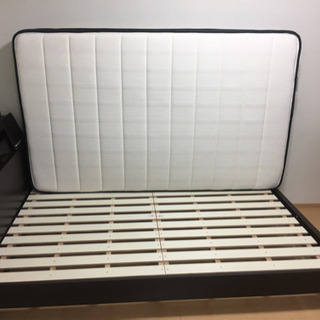 ほぼ新品 セミダブルベッド