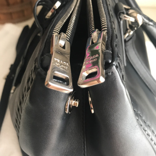 PRADA SAFFIANO  プラダ サフィアーノ  ステッチ レザー バック