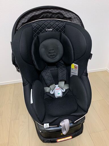 コンビ ラクティアターンEG TA ブラックキルト チャイルドシート
