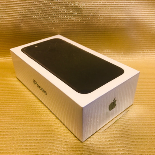 ★新品未使用★iPhone7/32GB/ブラック