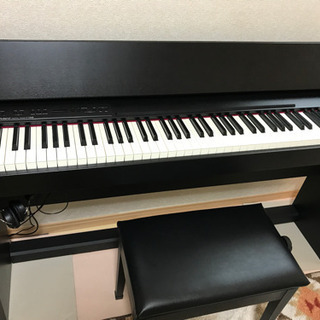 ローランド  電子ピアノ