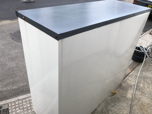 新規受付一旦終了 マキテック 中型 横型物置 マンション、集合住宅などにも