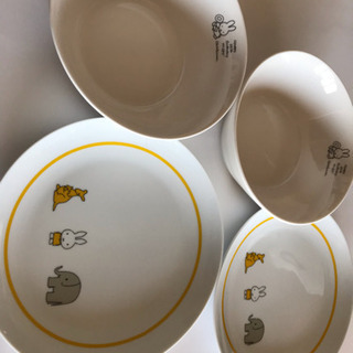 【中古】景品 ミッフィースープ皿×2枚、お皿×2枚の画像