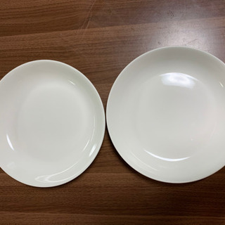 無料　白い丸皿　直径23cm 2枚