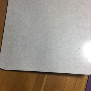 電気コタツの画像