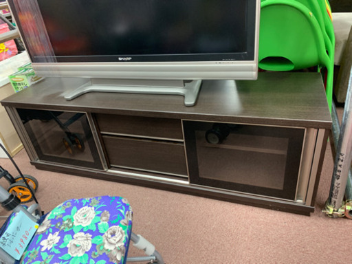 ◇モダンなテレビボード