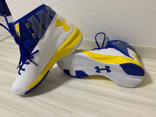 アンダーアーマー 限定 新古品 27.5