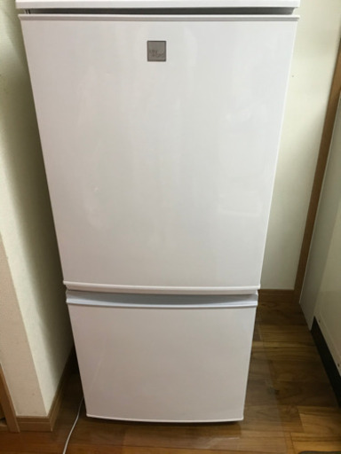 SHARP ✨ 137L冷蔵庫（お値段相談乗ります）