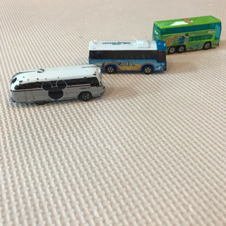 トミカディズニーシリーズ各種バスの画像