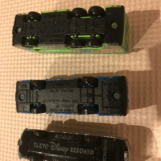 トミカディズニーシリーズ各種バスの画像