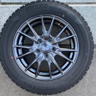 スタッドレスタイヤ４本 215/60R16 2016年製 マツダCX3
