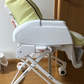 アップリカのバウンサーの画像